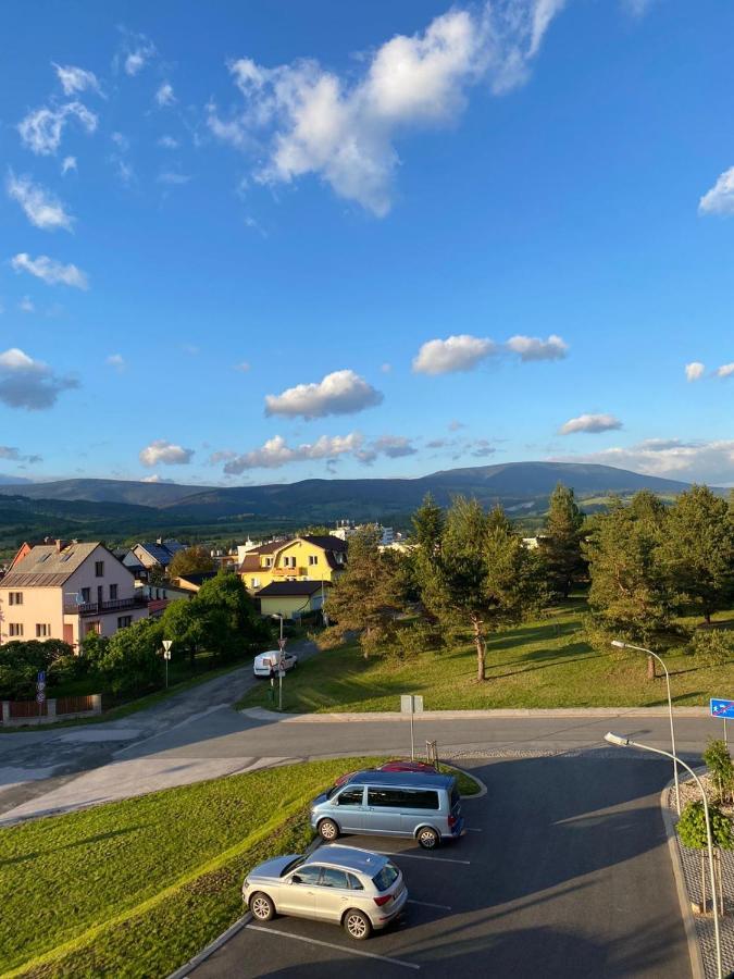 Deluxe Apartman Lisci Kopec Vrchlabí エクステリア 写真